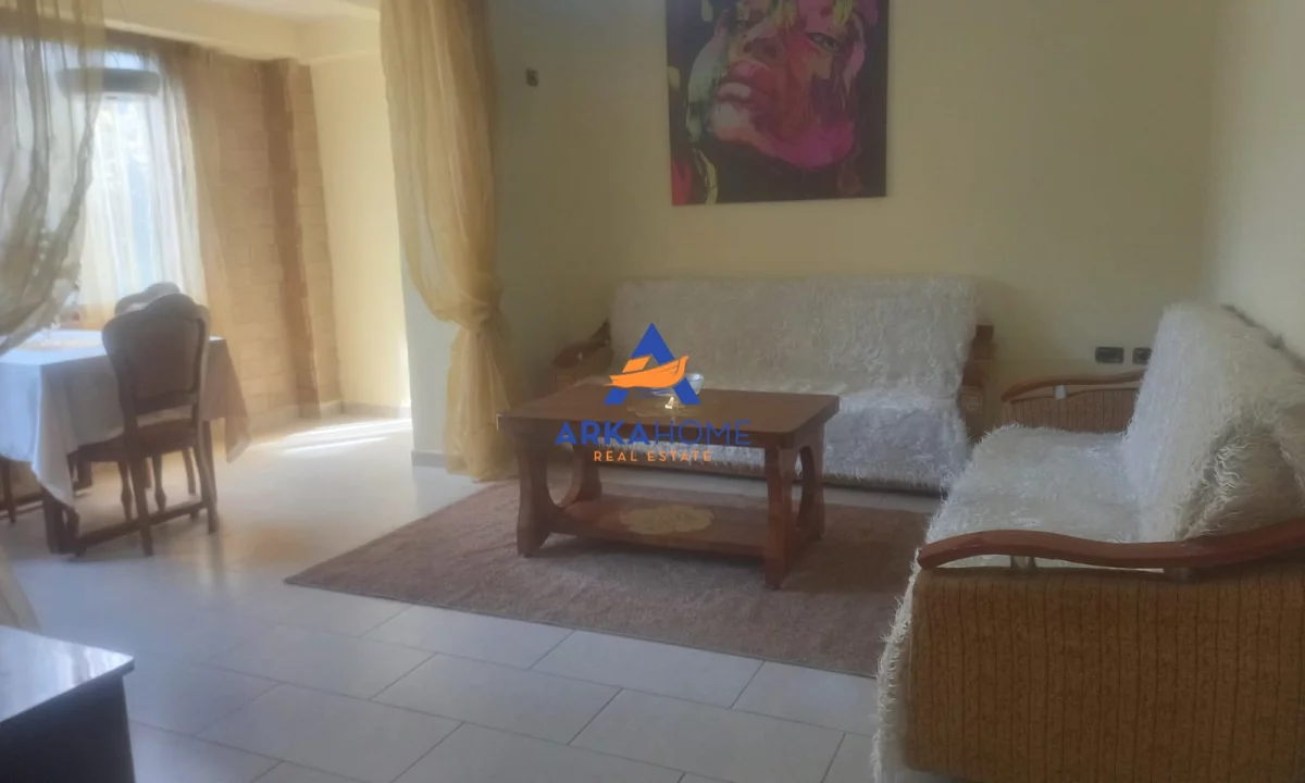 Shtepi me qera Apartament ne Tirane, 2+1, Mobilimi E mobiluar, Pagesa 644  Euro.