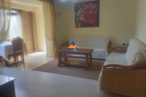 JEPET APARTMENT ME QERA 2+1+BALLKON "INXHINJERIA E NDERTIMIT" 60.000 LEKE