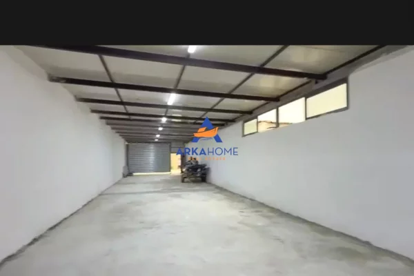 Ambient biznesi me qera 1+1 ne Tirane - 1,000 Euro