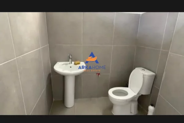 JEPET ME QIRA MAGAZINE 180M2 "MEZEZ, PRANE TOP CHANNEL" 1000 EURO
