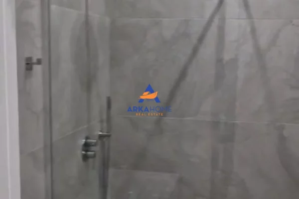 Shtepi me qera Apartament ne Tirane, 1+1, Mobilimi E mobiluar, Pagesa 698  Euro.