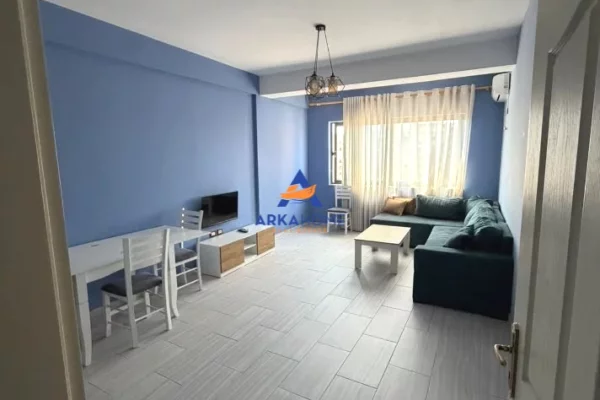 Shtepi me qera Apartament ne Tirane, 1+1, Mobilimi E mobiluar, Pagesa 500  Euro.