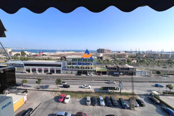 Shtepi me qera Apartament ne Durres, 2+1, Mobilimi E mobiluar, Pagesa 500  Euro.