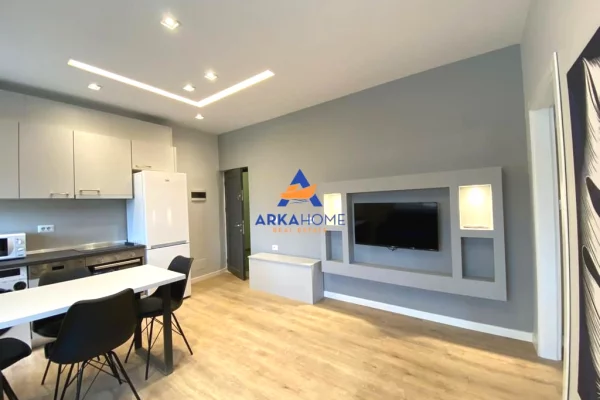 Shtepi me qera Apartament ne Tirane, 1+1, Mobilimi E mobiluar, Pagesa 590  Euro.