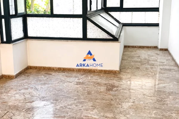 Ambient biznesi me qera 1+1 ne Tirane - 859 Euro