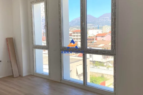 Shtepi me qera Apartament ne Tirane, 1+1, Mobilimi E mobiluar, Pagesa 150,000  Euro.