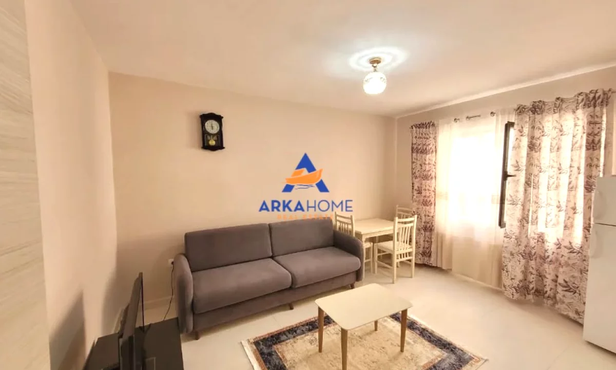 Shtepi me qera Apartament ne Tirane, 2+1, Mobilimi E mobiluar, Pagesa 650  Euro.