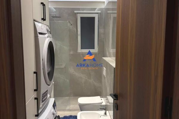 Shtepi me qera Apartament ne Tirane, 1+1, Mobilimi E mobiluar, Pagesa 697  Euro.
