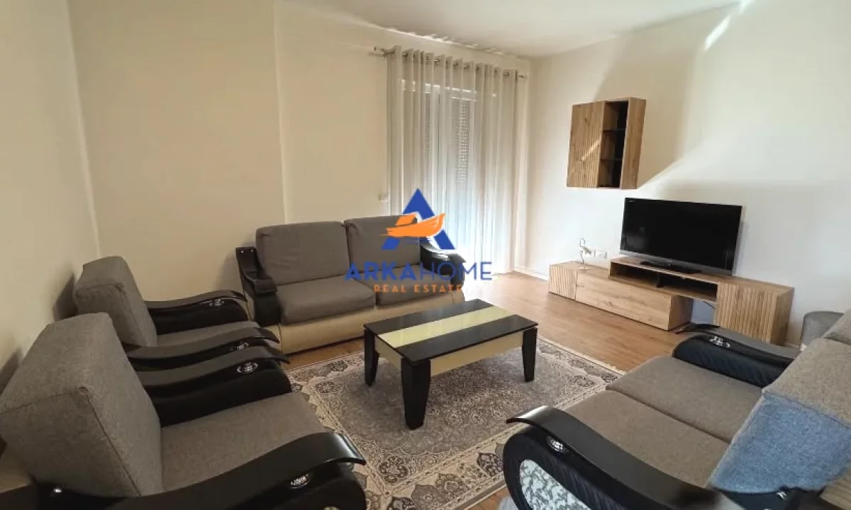 Shtepi me qera Apartament ne Tirane, 2+1, Mobilimi E mobiluar, Pagesa 537  Euro.
