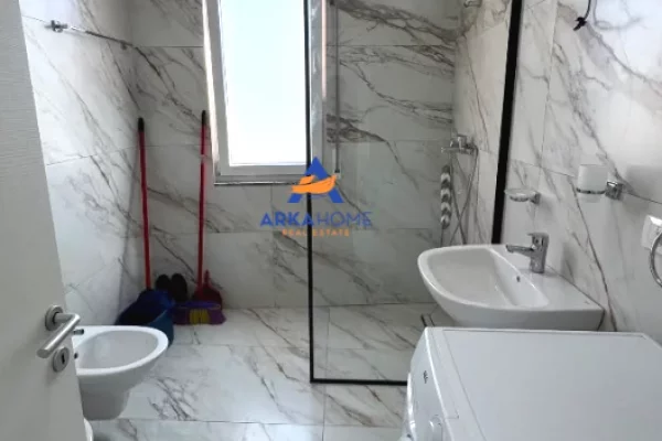 Shtepi me qera Apartament ne Tirane, 2+1, Mobilimi E mobiluar, Pagesa 537  Euro.