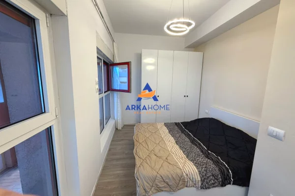 Shtepi ne shitje Apartament ne Tirane, 1+1, Mobilimi E mobiluar, Pagesa 869,098  Euro.