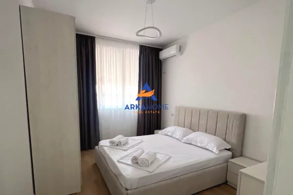 Appartamento in affitto a Tirana 1+1, Arredato