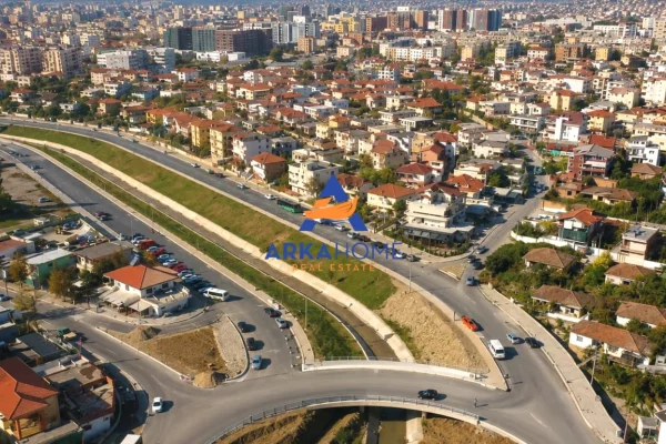 SHITET TOKE 630M2 "ALI DEMI, SHKOZE" 189.000 EURO