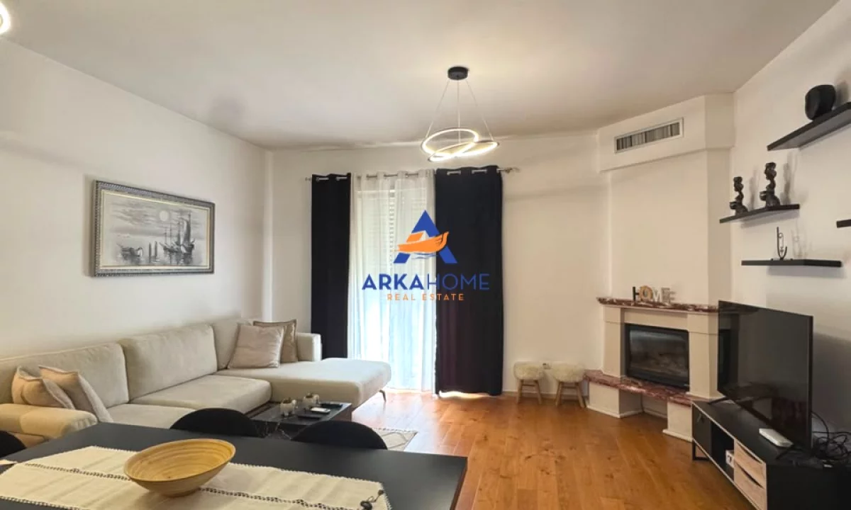 Shtepi me qera Apartament ne Tirane, 2+1, Mobilimi E mobiluar, Pagesa 1,200  Euro.