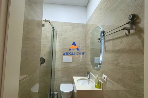Shtepi me qera Apartament ne Tirane, 2+1, Mobilimi E mobiluar, Pagesa 1,200  Euro.