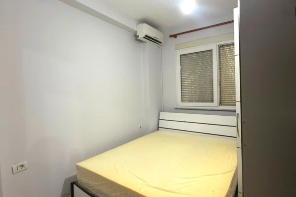 Shtepi me qera Apartament ne Tirane, 1+1, Mobilimi E mobiluar, Pagesa 537  Euro.