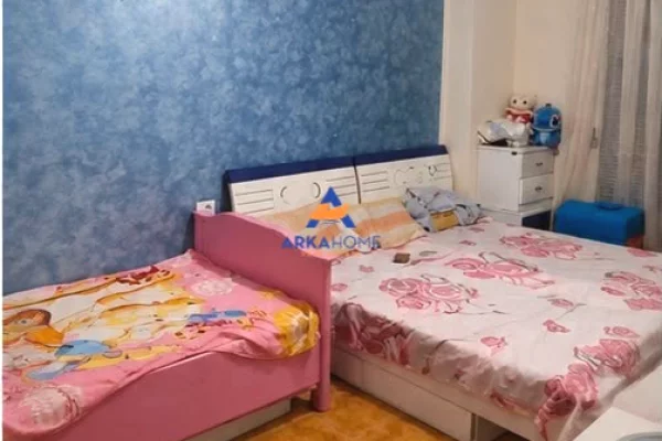 Shtepi me qera Apartament ne Tirane, 2+1, Mobilimi E mobiluar, Pagesa 537  Euro.