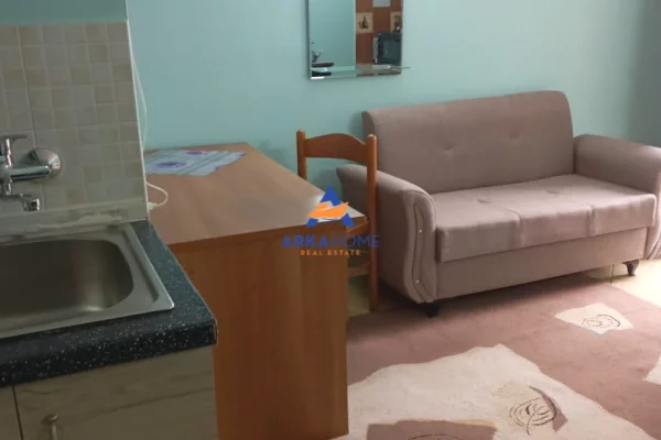 Casa in affitto 1+1 a Tirana - 375 Euro