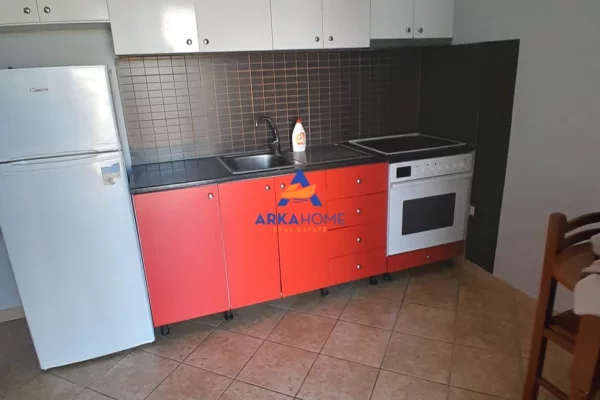 Appartamento in affitto a Tirana 1+1, Arredato