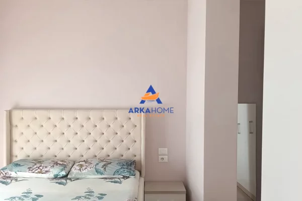 Appartamento in affitto a Tirana 1+1, Arredato