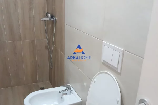 Appartamento in affitto a Tirana 1+1, Arredato