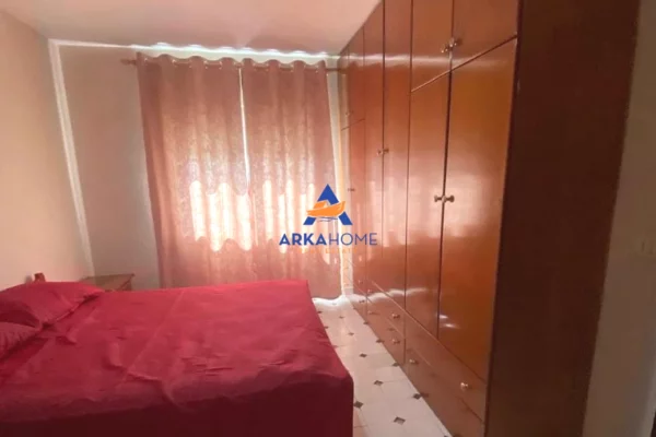 Appartamento in affitto a Tirana 2+1, Arredato
