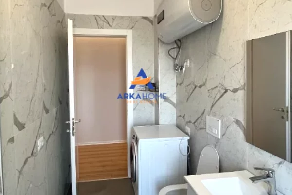 Appartamento in affitto a Tirana 2+1, Arredato