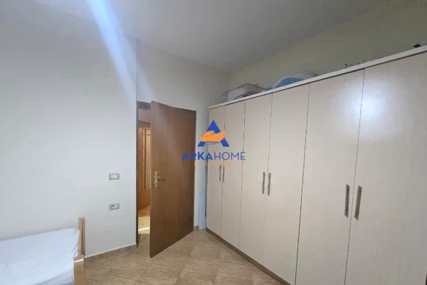 Appartamento in affitto a Tirana 2+1, Arredato