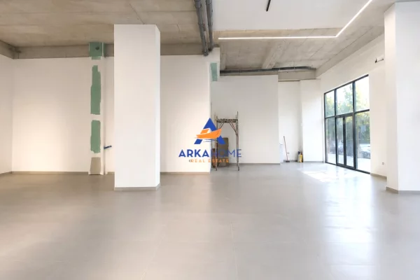 Ambient biznesi me qera 1+1 ne Tirane - 3,000 Euro