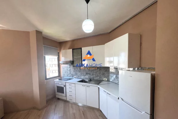 Shtepi me qera Apartament ne Tirane, 1+1, Mobilimi E mobiluar, Pagesa 536  Euro.