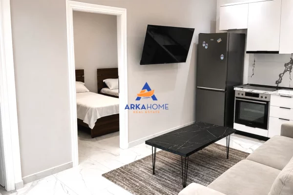 Shtepi me qera Apartament ne Tirane, 1+1, Mobilimi E mobiluar, Pagesa 536  Euro.