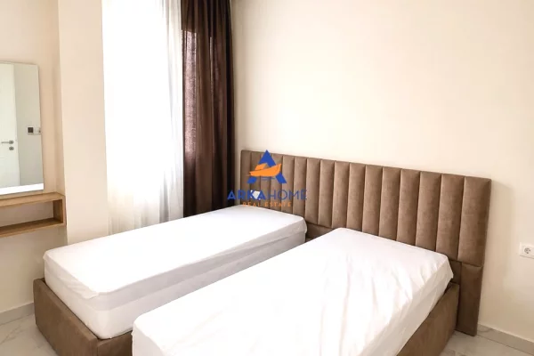 Shtepi me qera Apartament ne Tirane, 1+1, Mobilimi E mobiluar, Pagesa 482  Euro.