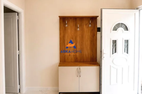 Shtepi me qera Apartament ne Tirane, 1+1, Mobilimi E mobiluar, Pagesa 482  Euro.