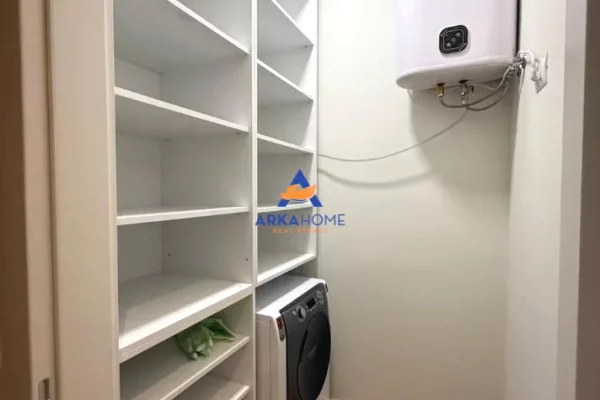 Shtepi me qera Apartament ne Tirane, 2+1, Mobilimi E mobiluar, Pagesa 1,300  Euro.