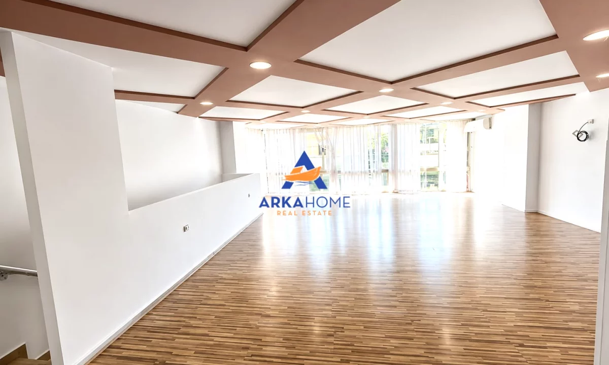 JEPET AMBIENT DUPLEKS 65M2 ME QERA "RRUGA FROSINA PLAKU,21 DHJETORI" 100.000 LEKE