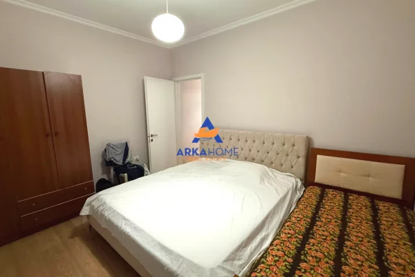 Shtepi me qera Apartament ne Tirane, 1+1, Mobilimi E mobiluar, Pagesa 536  Euro.