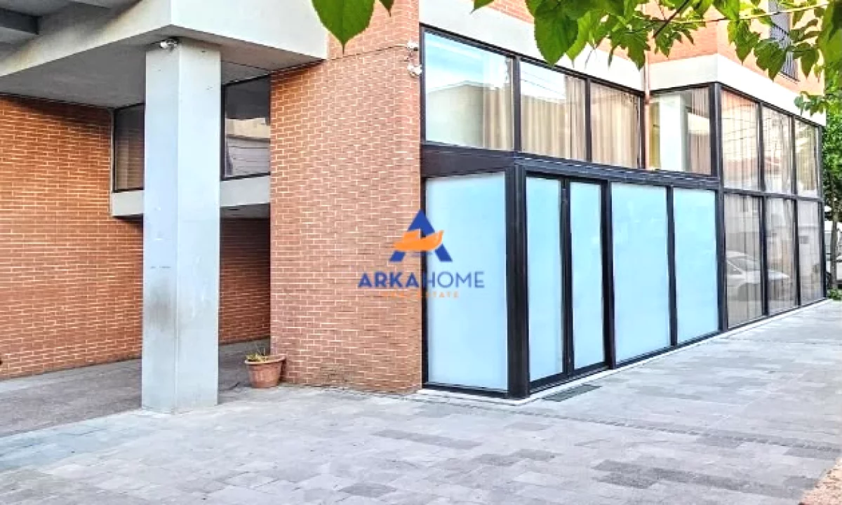 SHITET AMBIENT BIZNESI 44M2 