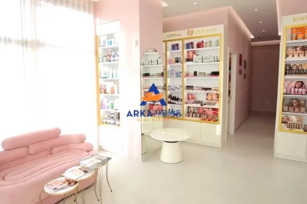 Ambient biznesi ne shitje 1+1 ne Tirane - 3,783 Euro