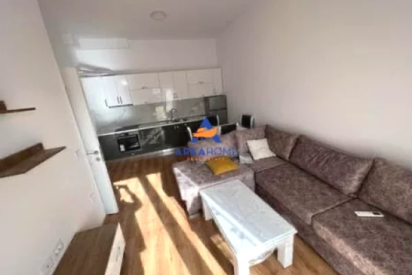 JEPET APARTMENT ME QERA 2+1+BALLKON "KAMEZ" 40.000 LEKE
