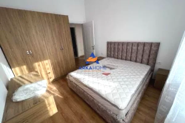 Shtepi me qera Apartament ne Tirane, 2+1, Mobilimi E mobiluar, Pagesa 432  Euro.