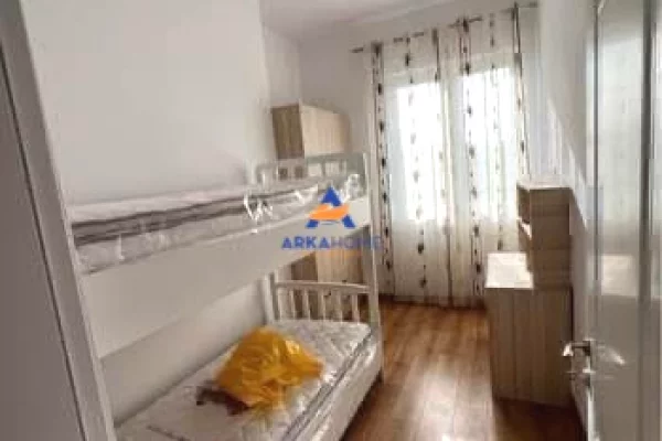 Shtepi me qera Apartament ne Tirane, 2+1, Mobilimi E mobiluar, Pagesa 432  Euro.