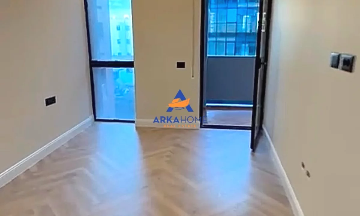 Shtepi me qera Apartament ne Tirane, 2+1, Mobilimi Bosh, pa mobiluar, Pagesa 1,200  Euro.