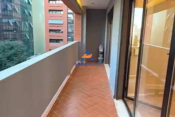 Shtepi me qera Apartament ne Tirane, 2+1, Mobilimi Bosh, pa mobiluar, Pagesa 1,200  Euro.