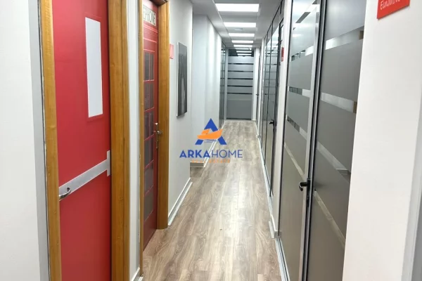 JEPET AMBIENT ZYRE 450M2 ME QERA "KULLAT BINJAKE" 1.600.000 LEKE