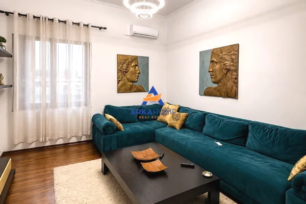 Shtepi me qera Apartament ne Tirane, 2+1, Mobilimi E mobiluar, Pagesa 900  Euro.