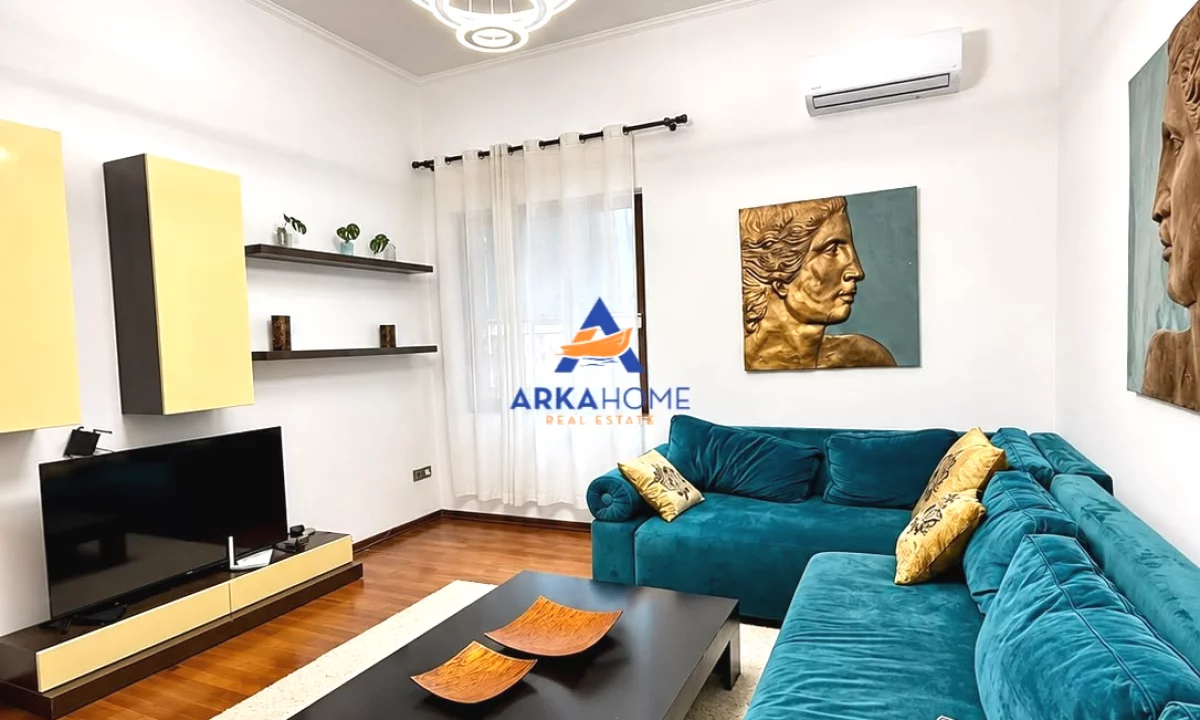 Shtepi me qera Apartament ne Tirane, 2+1, Mobilimi E mobiluar, Pagesa 900  Euro.