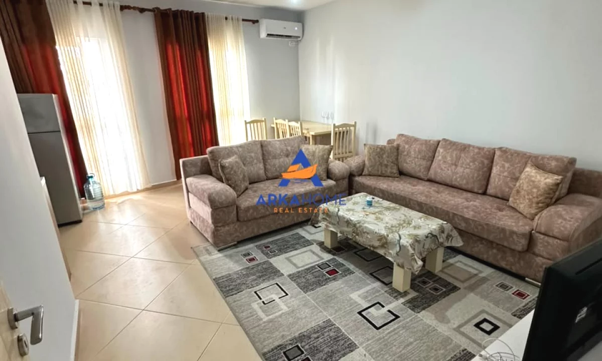 Shtepi me qera Apartament ne Tirane, 2+1, Mobilimi E mobiluar, Pagesa 648  Euro.
