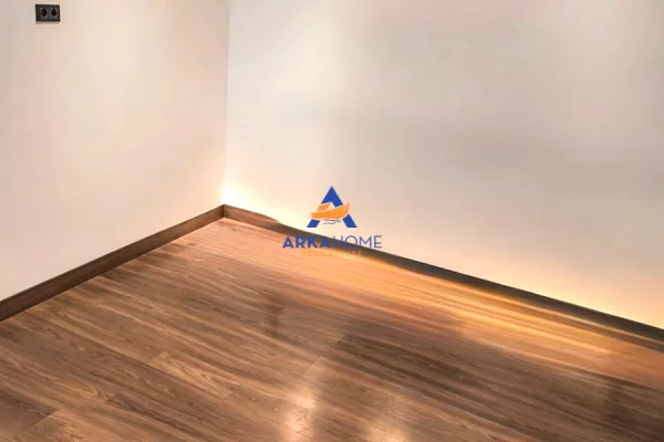 Shtepi ne shitje Apartament ne Tirane, 1+1, Mobilimi Bosh, pa mobiluar, Pagesa 199,243  Euro.