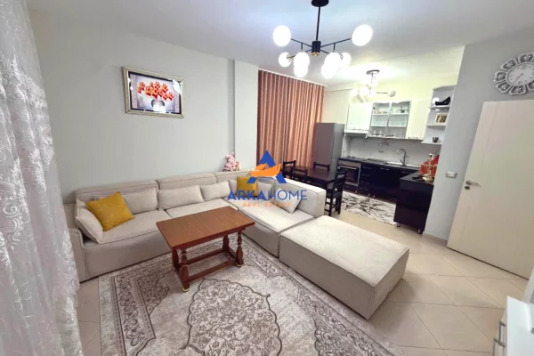 Shtepi ne shitje Apartament ne Tirane, 1+1, Mobilimi E mobiluar, Pagesa 199,556  Euro.