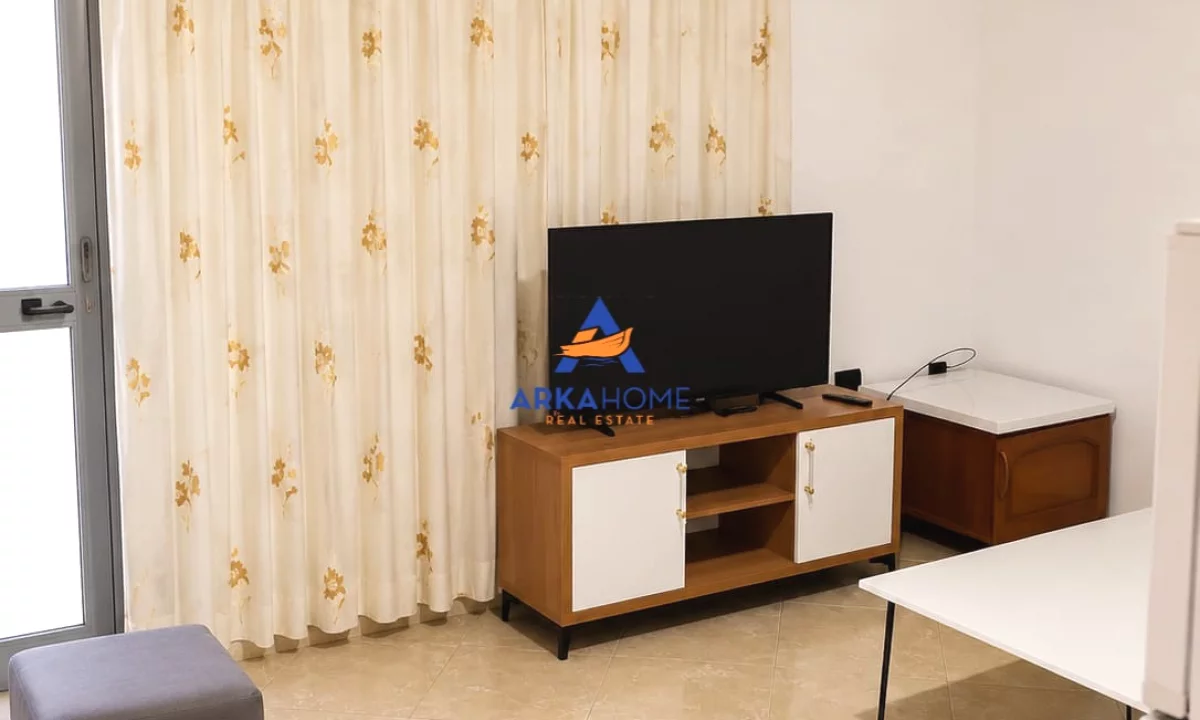 Shtepi me qera Apartament ne Tirane, 1+1, Mobilimi E mobiluar, Pagesa 540  Euro.
